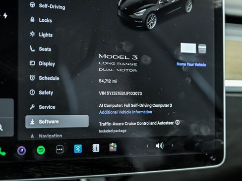 Used 2018 Tesla Model 3 Long Range AWD/4WD image 32