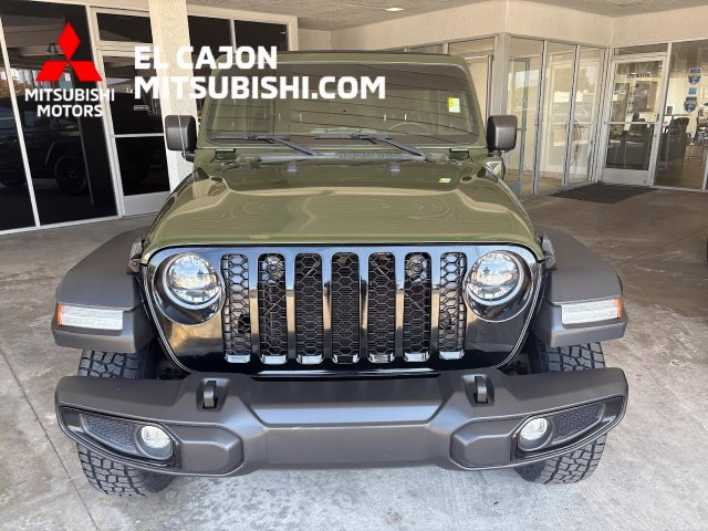 Used 2023 Jeep Wrangler Unlimited w/ Sun & Screen Package AWD/4WD image 8