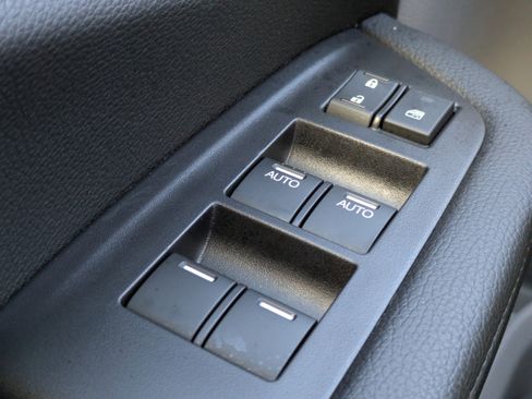 Used 2018 Honda Pilot Elite image 24