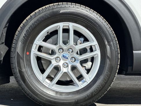 New 2026 Ford Explorer Active w/ Active Comfort Package image 26