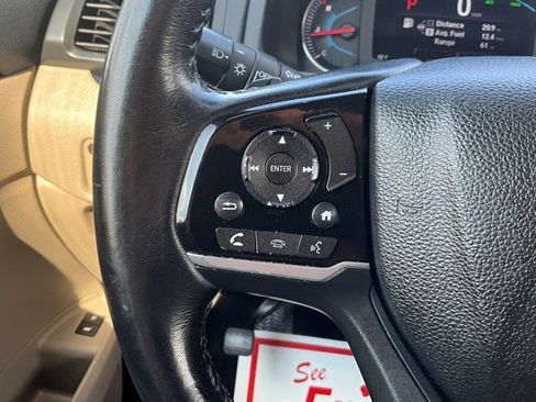 Used 2021 Honda Pilot Touring image 15