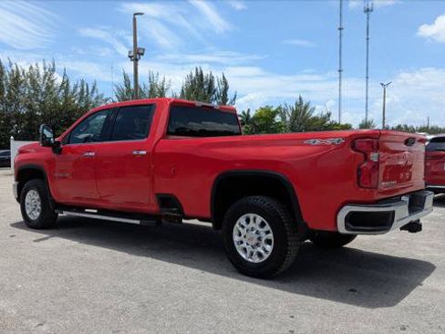 Used 2024 Chevrolet Silverado 3500 LTZ w/ LTZ Convenience Package AWD/4WD image 6