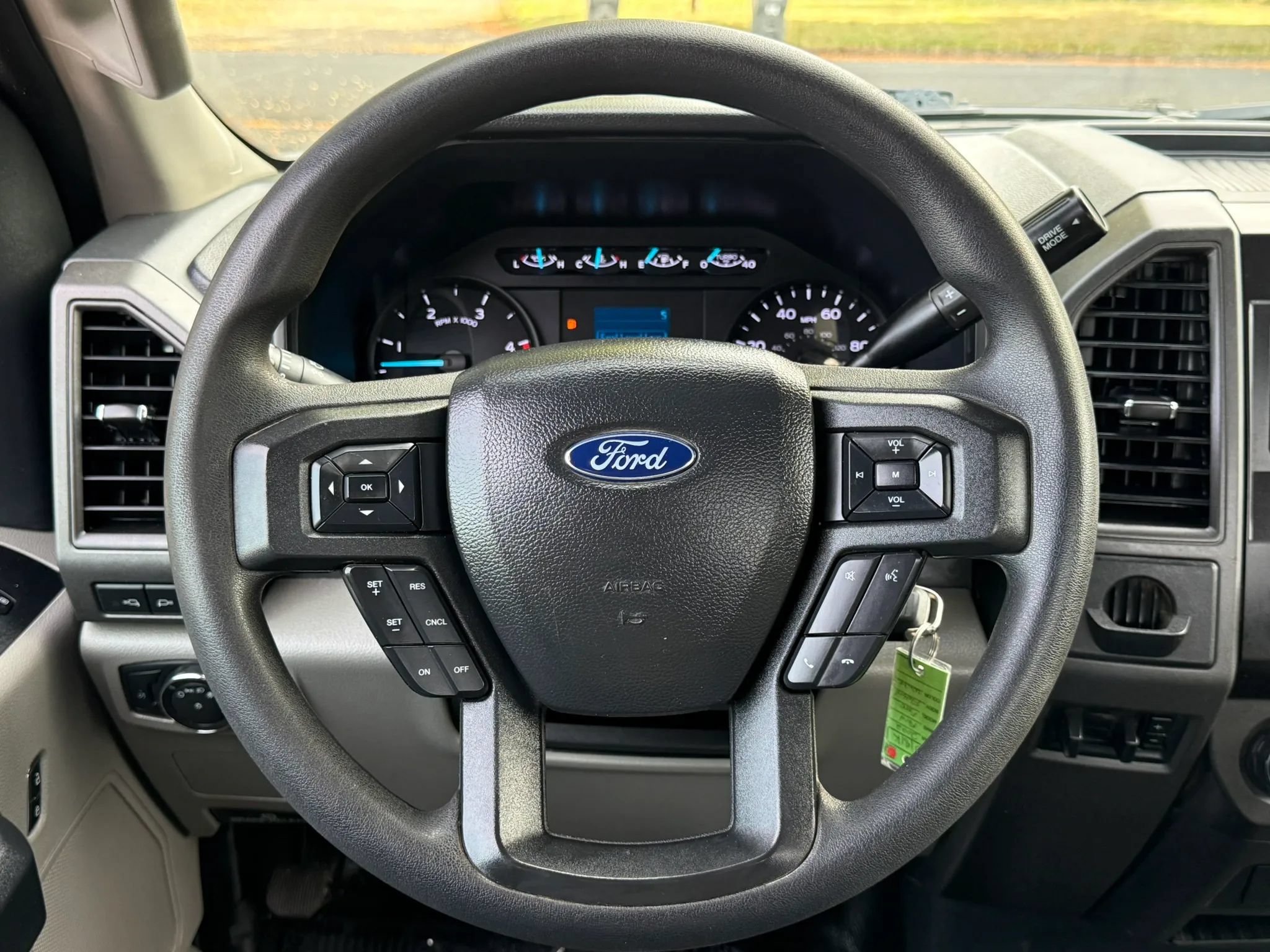 Used 2022 Ford F350 XL w/ Power Equipment Group RWD image 11