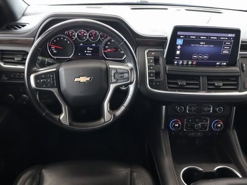 Used 2021 Chevrolet Suburban LT image 22