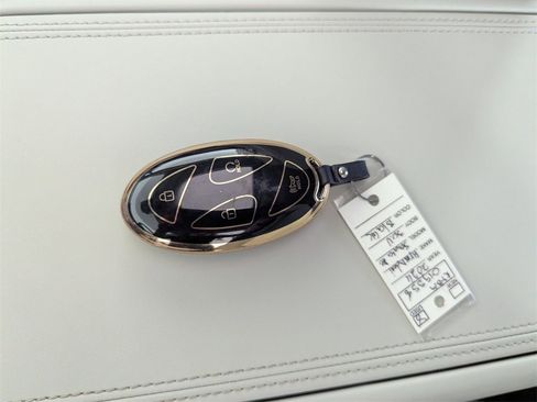 Used 2024 Hyundai Santa Fe Calligraphy image 28