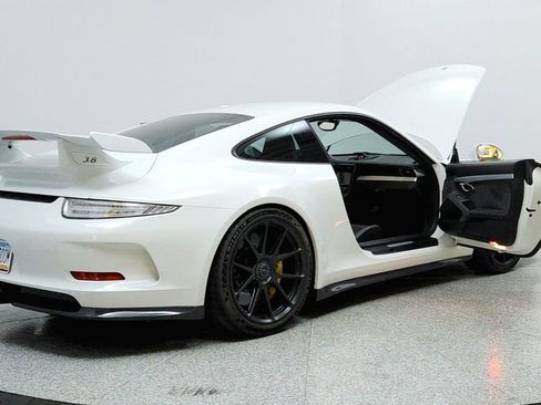 Used 2014 Porsche 911 GT3 image 11