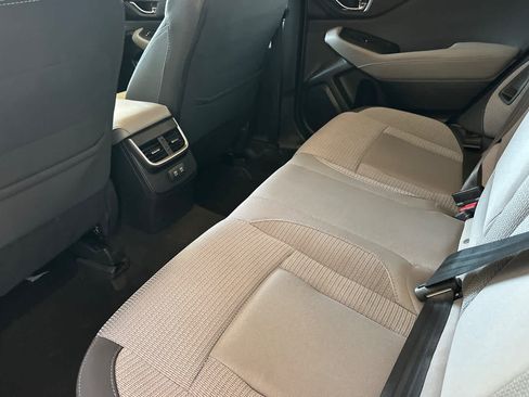 Used 2022 Subaru Outback Premium AWD/4WD image 4