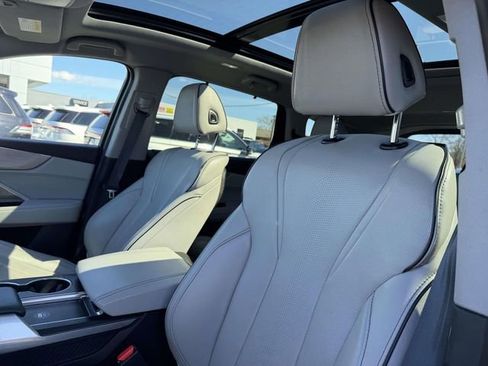 Used 2023 Acura MDX SH-AWD w/ Advance Package image 12