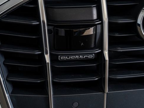 Used 2021 Audi Q7 2.0T Premium Plus w/ Executive Package image 17