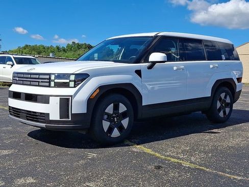 New 2026 Hyundai Santa Fe SE image 2