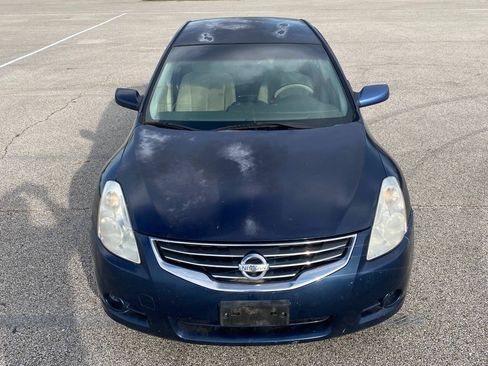 Used 2010 Nissan Altima 2.5 S FWD image 2