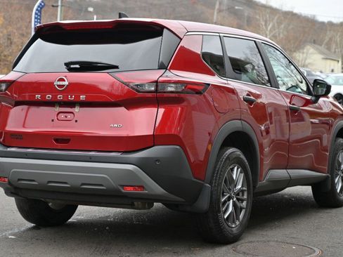 Used 2023 Nissan Rogue S image 7