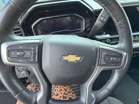 Used 2024 Chevrolet Silverado 1500 LT AWD/4WD image 14