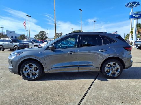 Certified 2024 Ford Escape ST-Line image 3