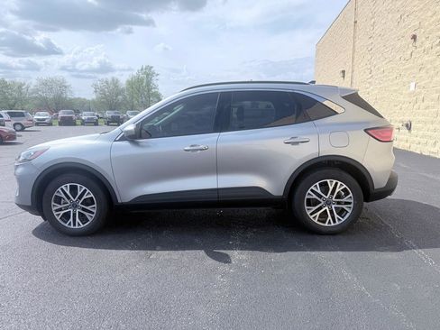 Used 2022 Ford Escape SEL w/ Technology Package image 2