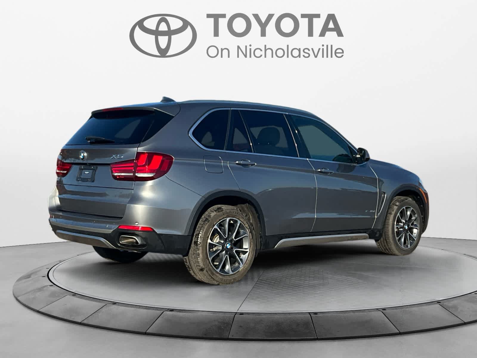 Used 2018 BMW X5 xDrive35d w/ Driving Assistance Package AWD/4WD image 5