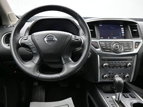 Used 2017 Nissan Pathfinder SL w/ SL Premium Package AWD/4WD image 14
