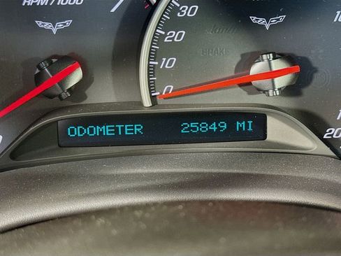 Used 2008 Chevrolet Corvette Convertible w/ Preferred Equipment Group RWD image 13