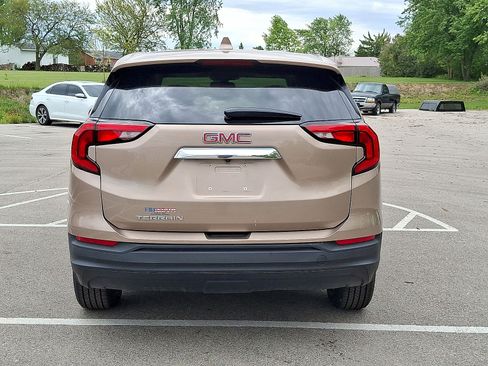 Used 2018 GMC Terrain SLE FWD image 22