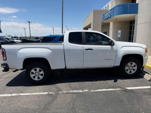 Used 2018 GMC Canyon SL RWD image 3