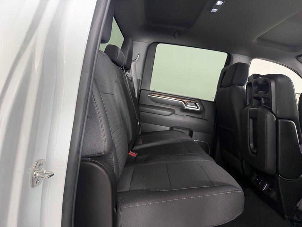 Used 2025 Chevrolet Silverado 2500 LT w/ Convenience Package AWD/4WD image 27