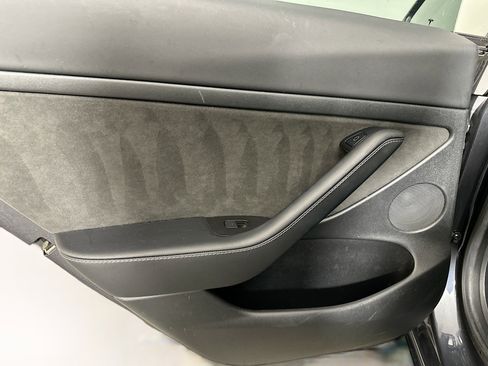 Used 2021 Tesla Model 3 Long Range AWD/4WD image 26