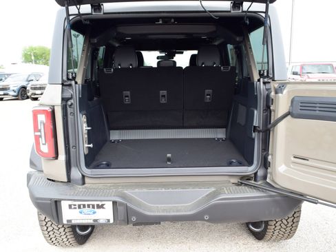 New 2026 Ford Bronco Badlands AWD/4WD image 21