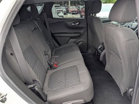 Used 2019 Chevrolet Blazer LT FWD image 11