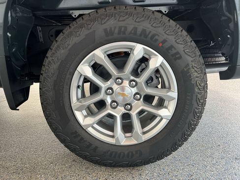 New 2026 Chevrolet Silverado 1500 LT w/ Z71 Off-Road Package image 31