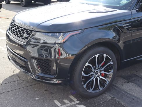 Used 2019 Land Rover Range Rover Sport Supercharged AWD/4WD image 17