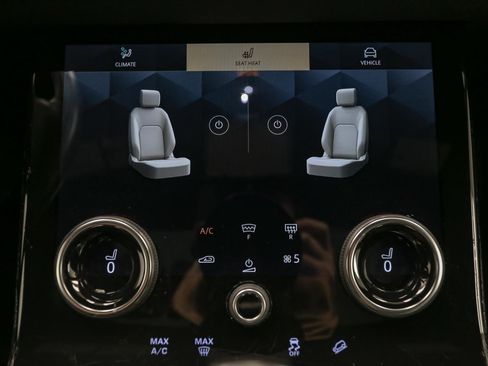 Used 2023 Land Rover Range Rover Evoque S image 34