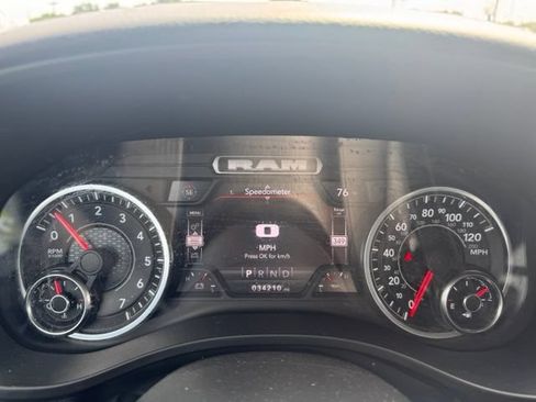 Used 2022 RAM 1500 Big Horn AWD/4WD image 18