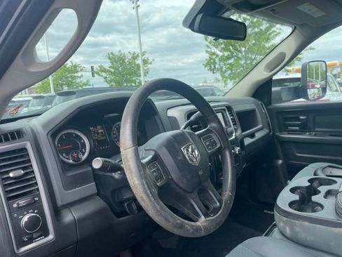 Used 2016 RAM 3500 Tradesman w/ Chrome Appearance Group AWD/4WD image 7
