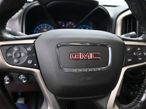 Used 2019 GMC Canyon Denali image 21