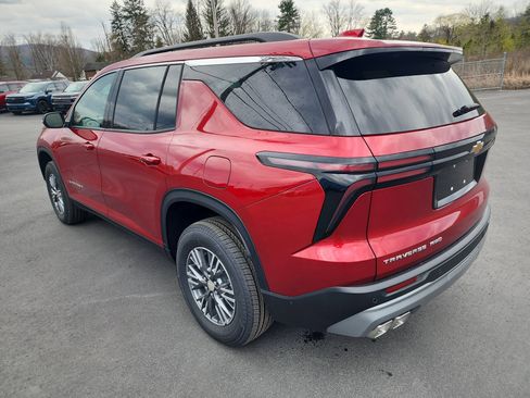 New 2026 Chevrolet Traverse LT image 6
