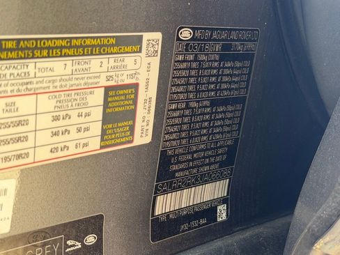 Used 2018 Land Rover Discovery HSE image 53