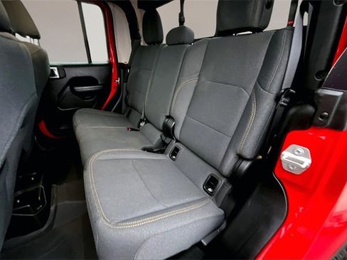 Used 2024 Jeep Gladiator Sport image 19