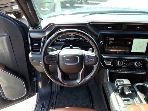 Used 2024 GMC Sierra 1500 Denali Ultimate AWD/4WD image 15
