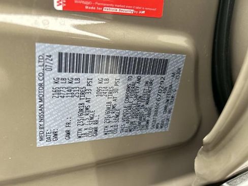 Used 2025 Nissan Rogue SV image 32