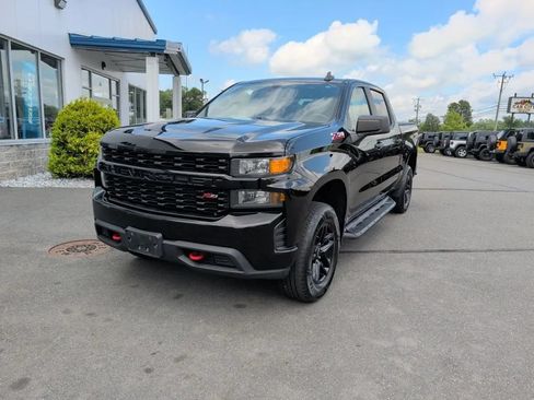 Used 2020 Chevrolet Silverado 1500 Custom Trail Boss w/ Custom Convenience Package AWD/4WD image 16