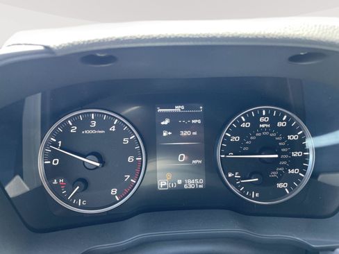 Certified 2026 Subaru Crosstrek 2.5i Premium AWD/4WD image 2