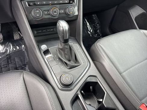Used 2020 Volkswagen Tiguan S AWD/4WD image 21