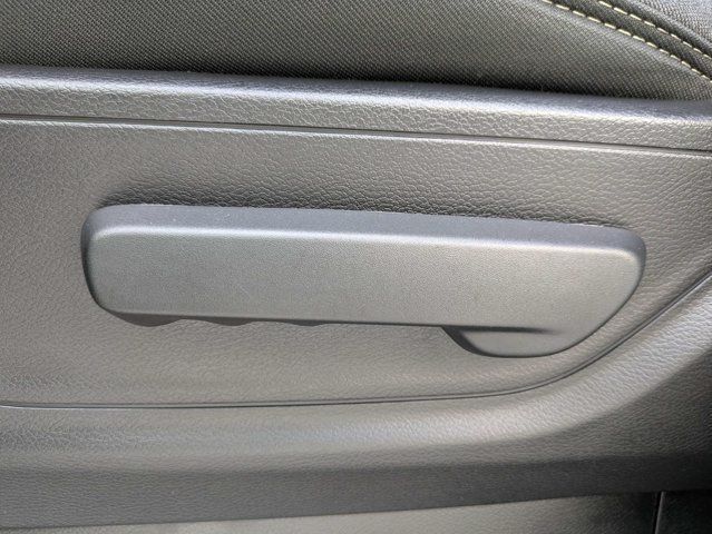 Used 2025 RAM 1500 Warlock AWD/4WD image 18