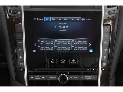 Used 2018 INFINITI Q50 Luxe w/ Essential Package (3.0T Luxe) AWD/4WD image 10