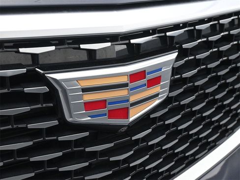 Certified 2024 Cadillac XT6 Premium Luxury w/ Technology Package image 21