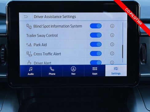 Used 2023 Ford Explorer XLT w/ Equipment Group 202A image 7