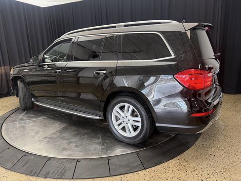 Used 2013 Mercedes-Benz GL 450 GL 450 4MATIC AWD 4dr SUV image 4