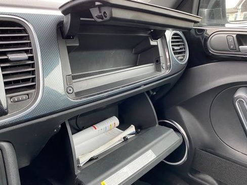 Used 2012 Volkswagen Beetle 2.0T image 27