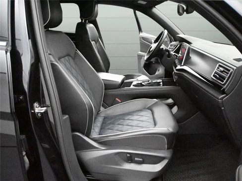 Used 2024 Volkswagen Atlas Cross Sport SEL Premium R-Line image 15