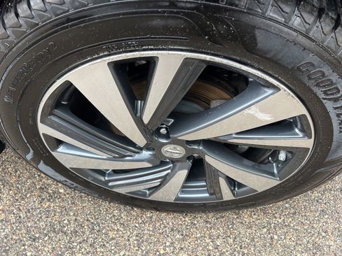 Used 2015 Nissan Murano Platinum w/ Platinum Technology Package AWD/4WD image 41